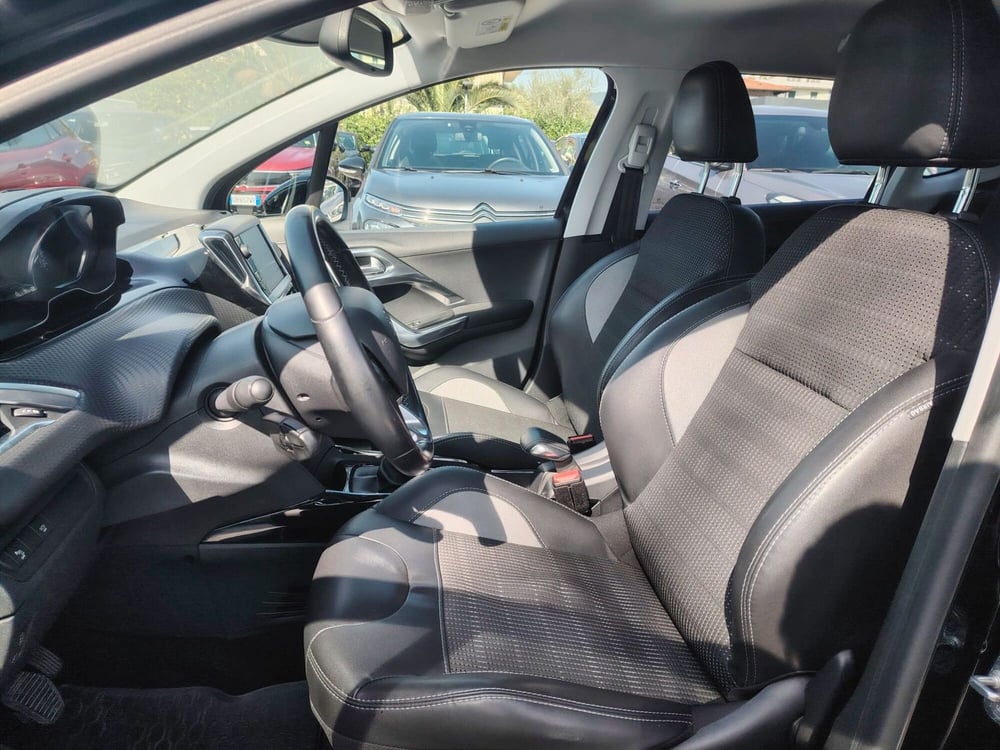 Peugeot 2008 usata a Massa-Carrara (9)