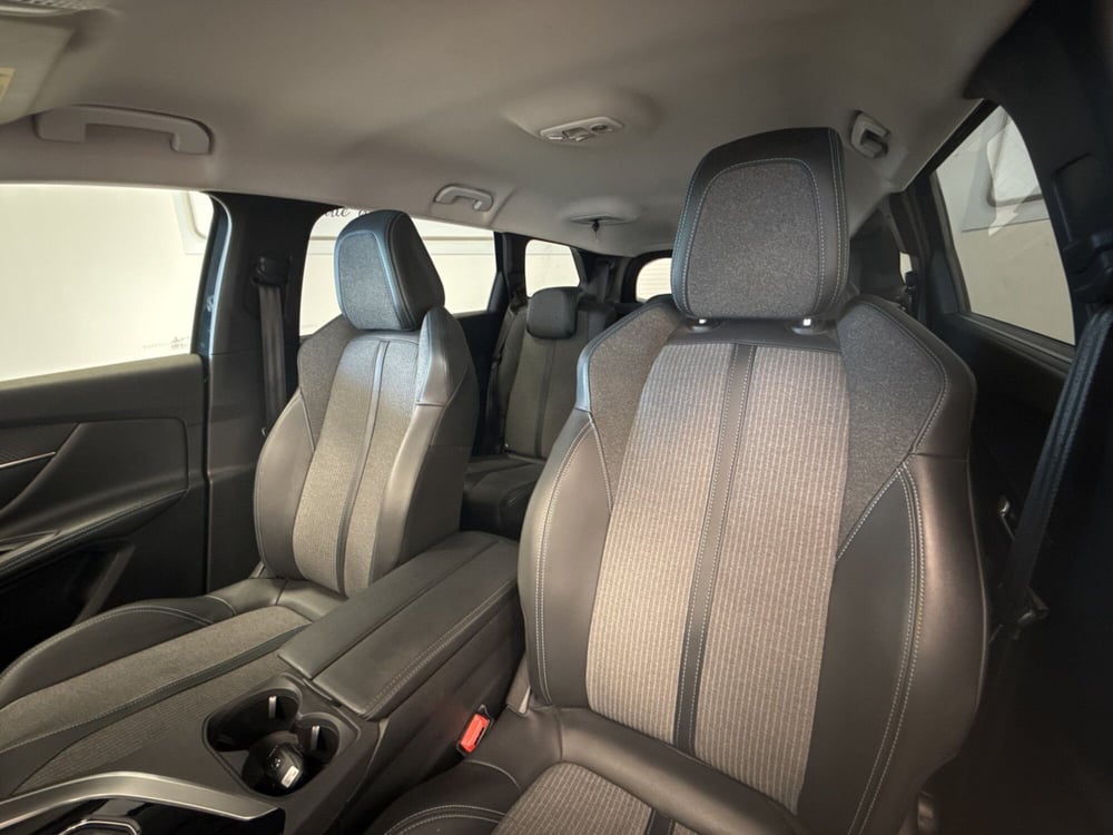 Peugeot 5008 usata a Palermo (8)