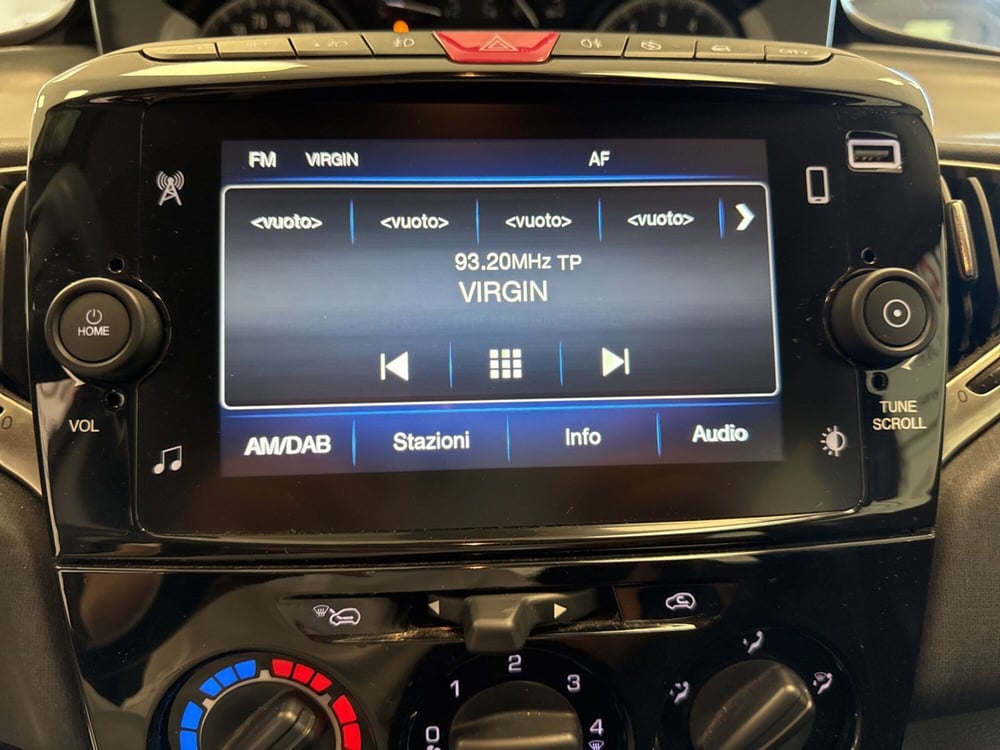 Lancia Ypsilon usata a Palermo (9)