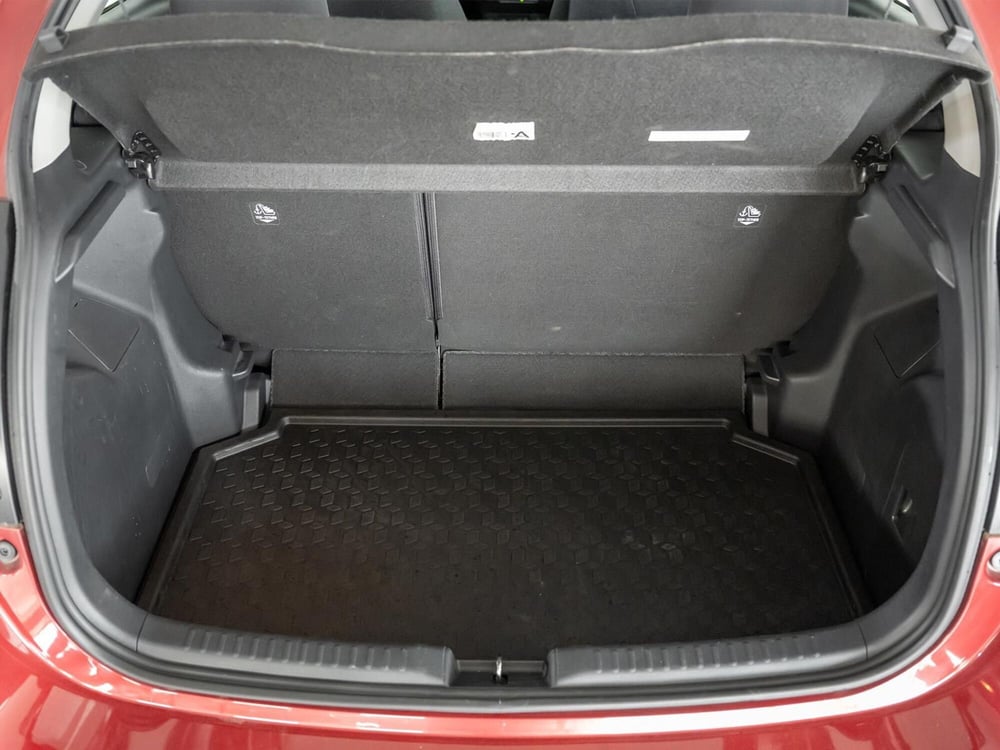 Toyota Yaris usata a Barletta-Andria-Trani (11)