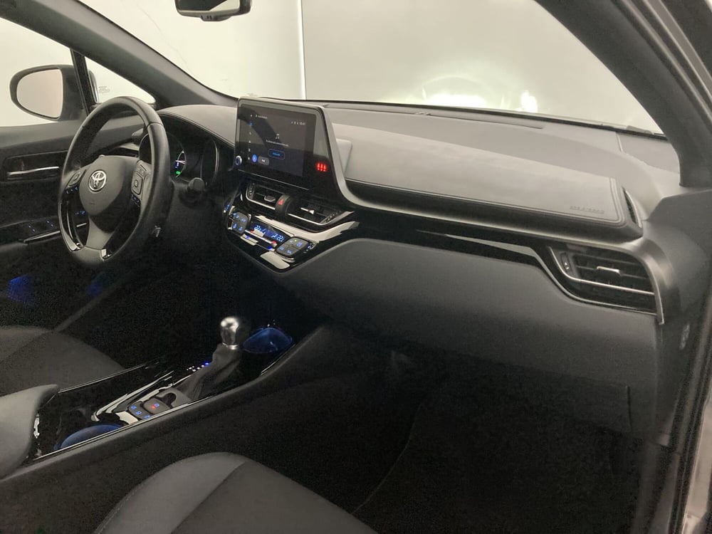 Toyota Toyota C-HR usata a Barletta-Andria-Trani (17)