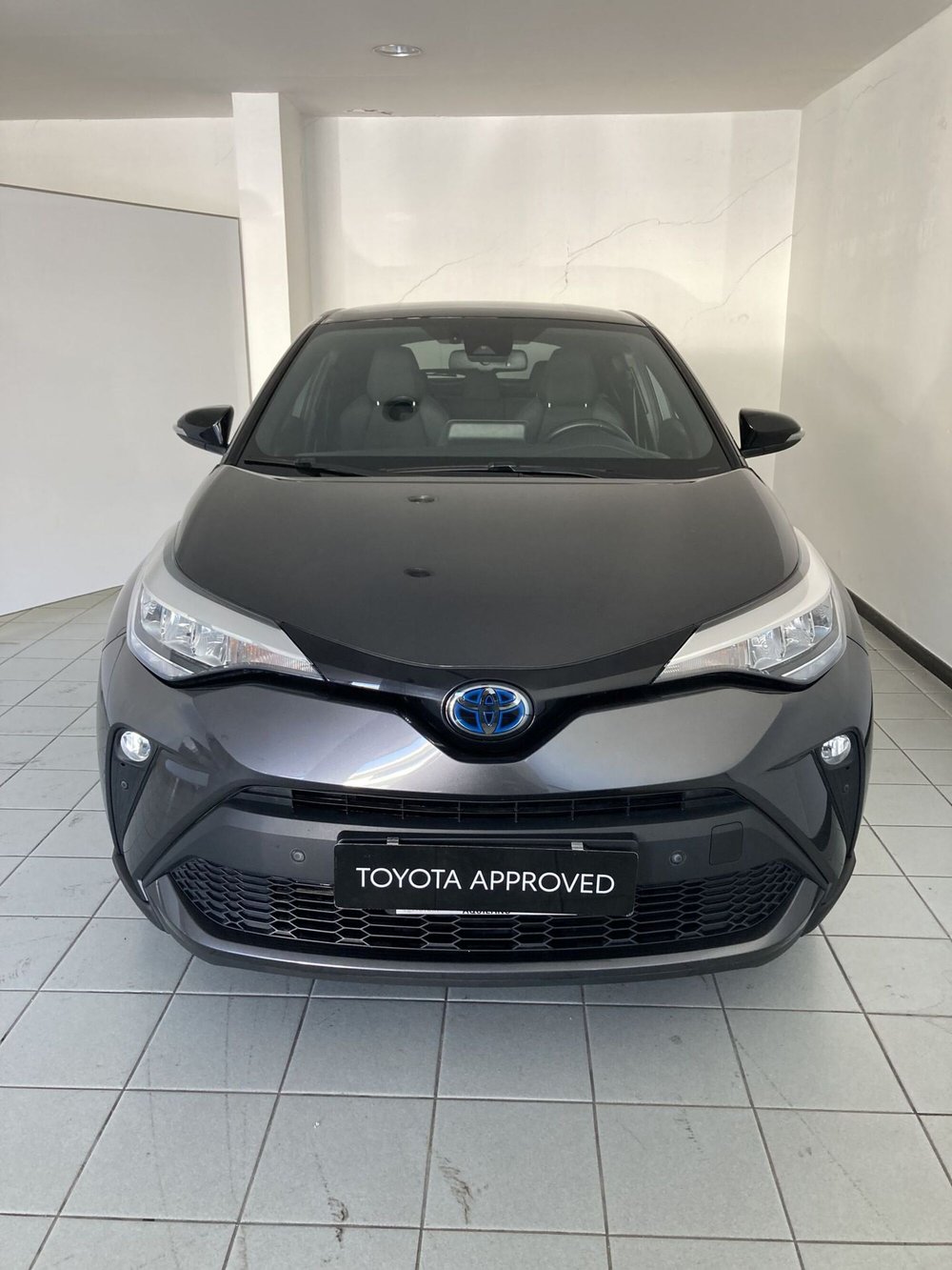 Toyota Toyota C-HR usata a Barletta-Andria-Trani (4)