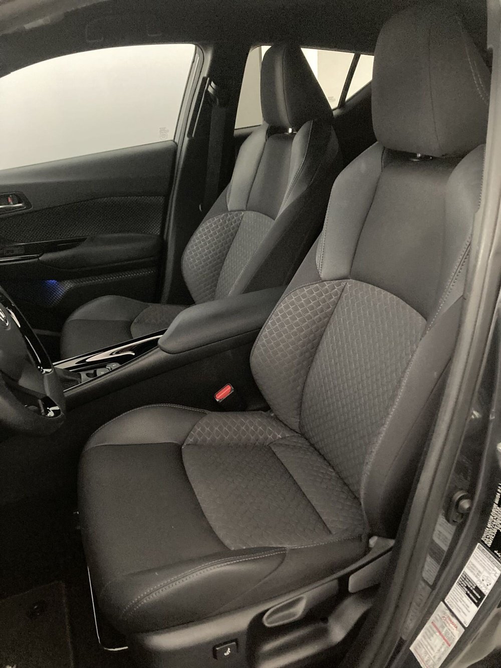 Toyota Toyota C-HR usata a Barletta-Andria-Trani (9)