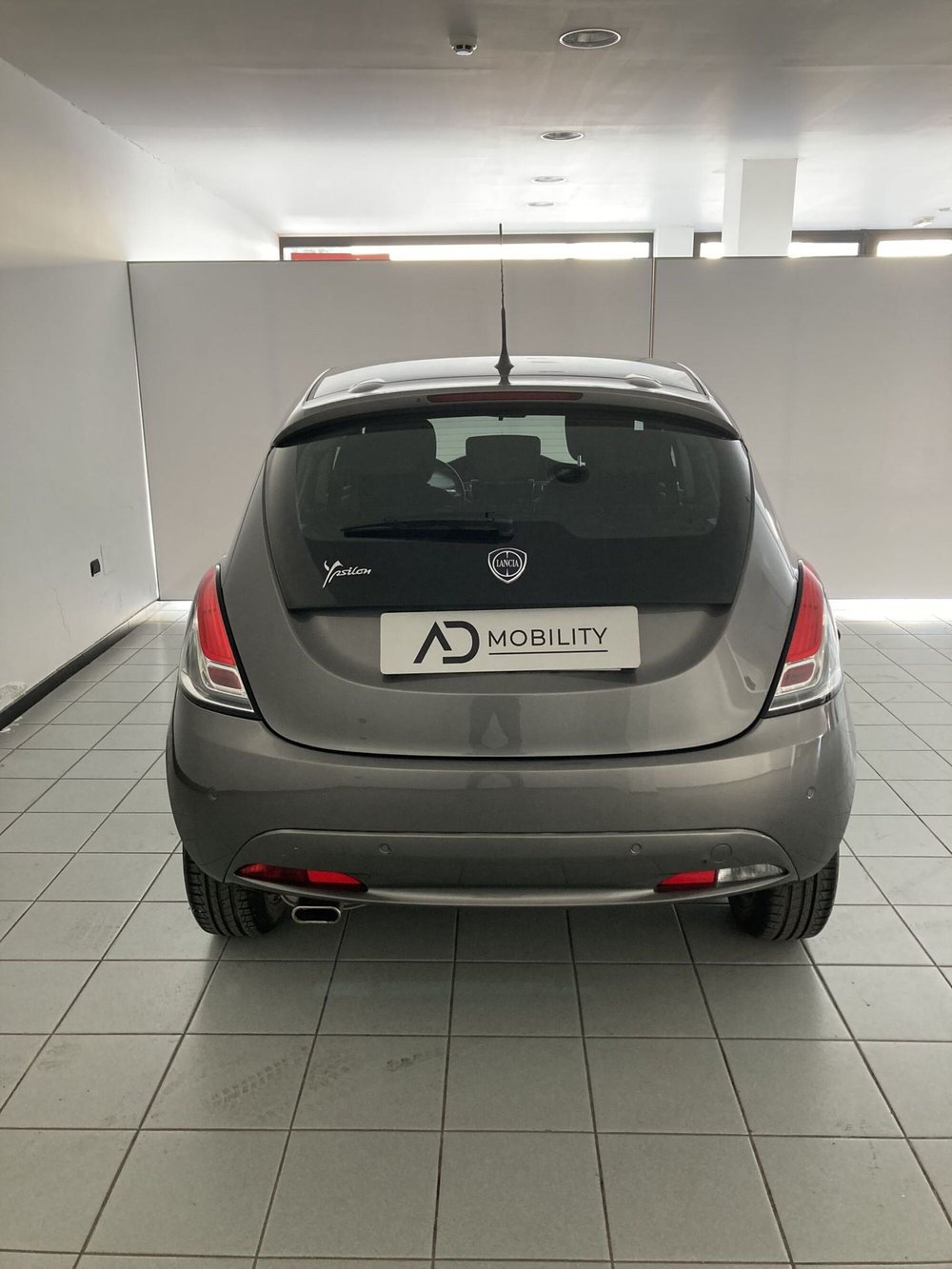 Lancia Ypsilon usata a Barletta-Andria-Trani (4)