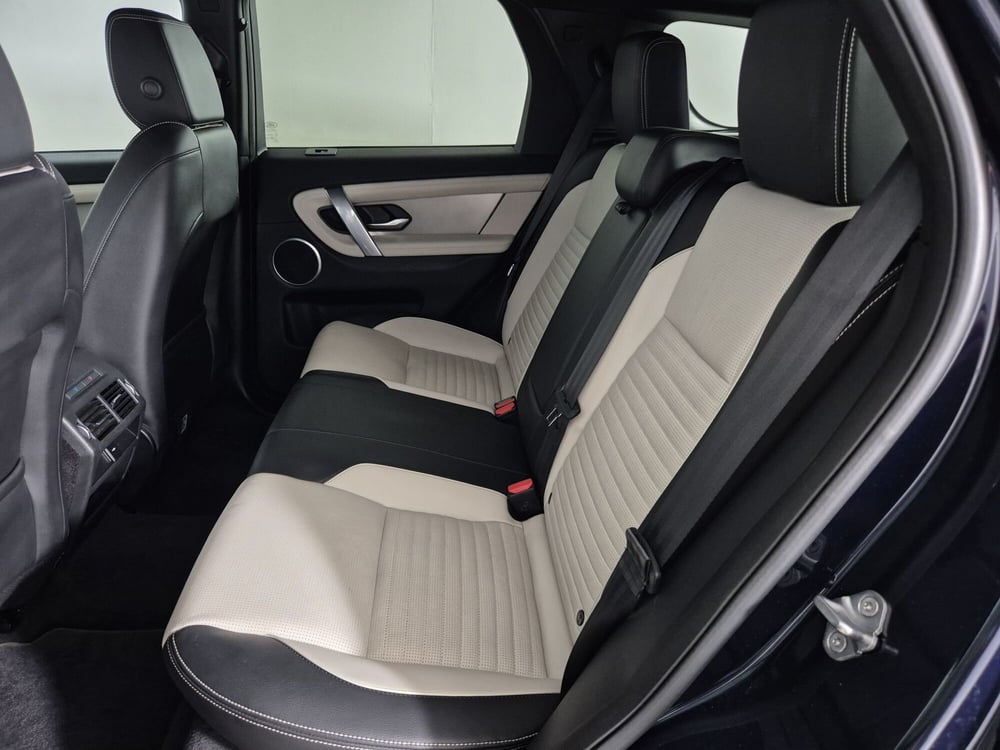 Land Rover Discovery Sport usata a Torino (5)