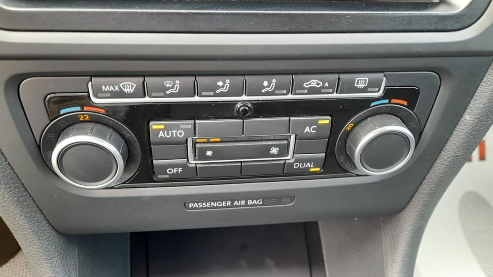 Volkswagen Golf usata a L'Aquila (4)
