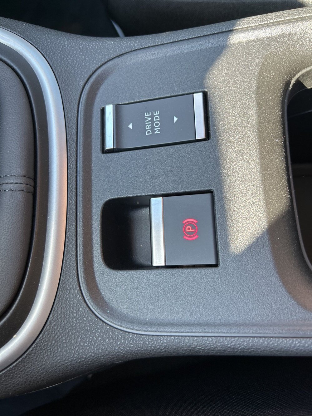 Jeep Avenger nuova a Latina (14)