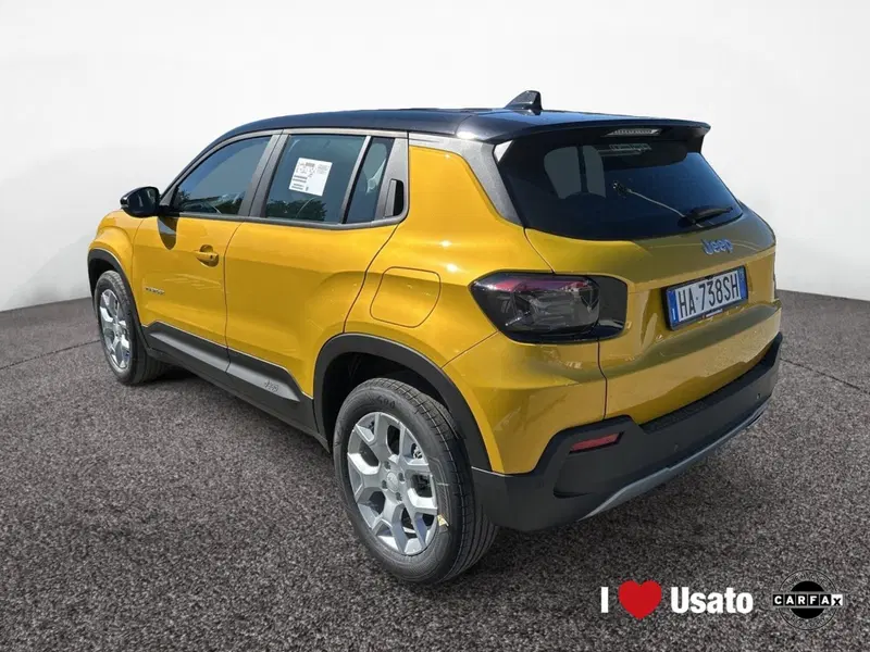 Jeep Avenger nuova a Latina (4)