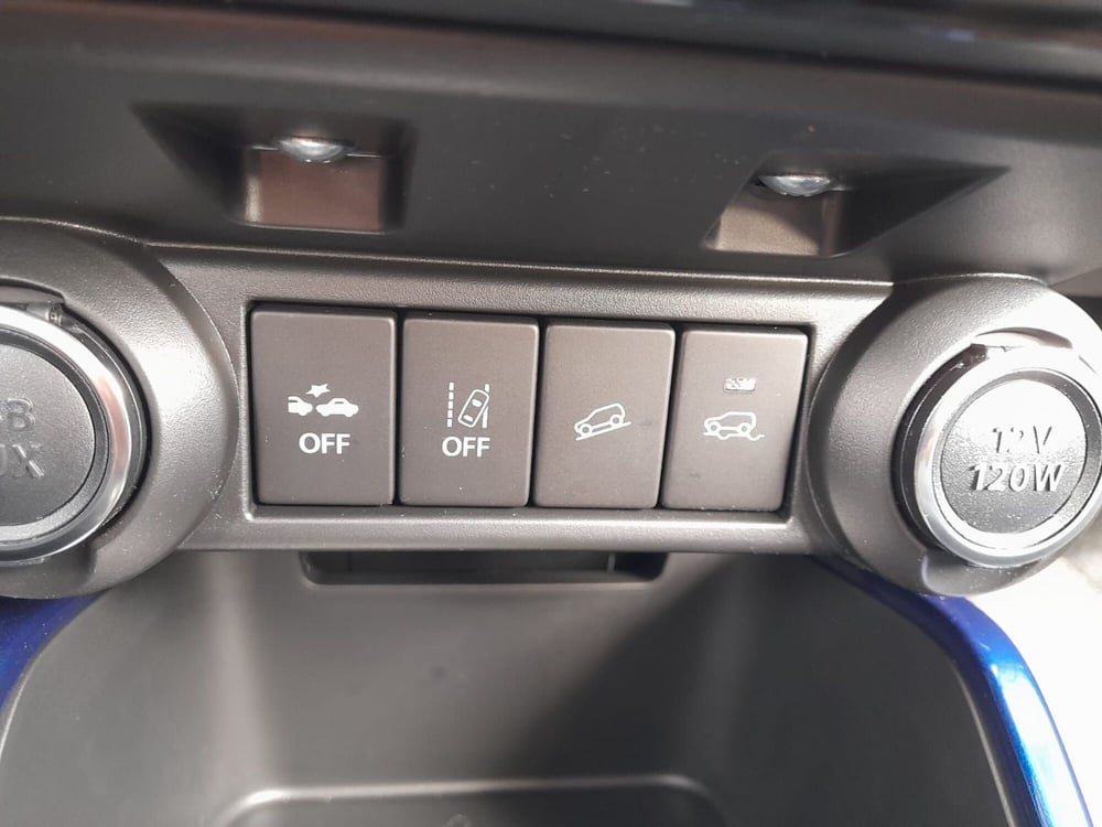 Suzuki Ignis nuova a L'Aquila (7)