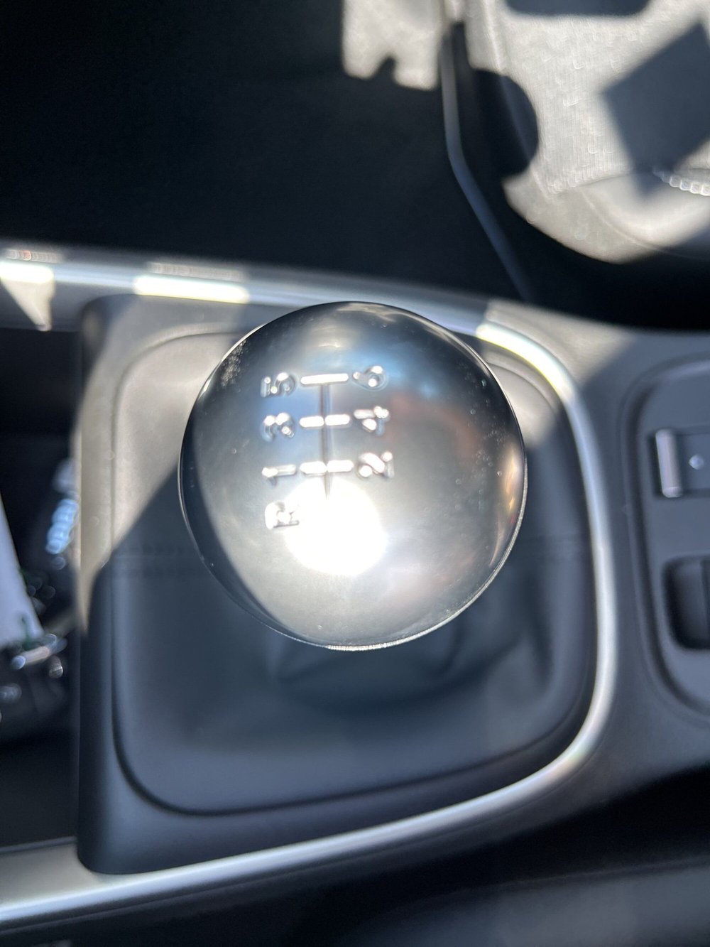 Jeep Avenger nuova a Latina (19)