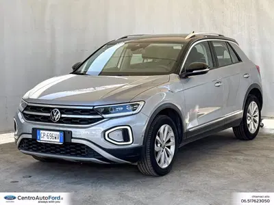 Volkswagen T-Roc 2.0 tdi Style 115cv del 2023 usata a Albano Laziale