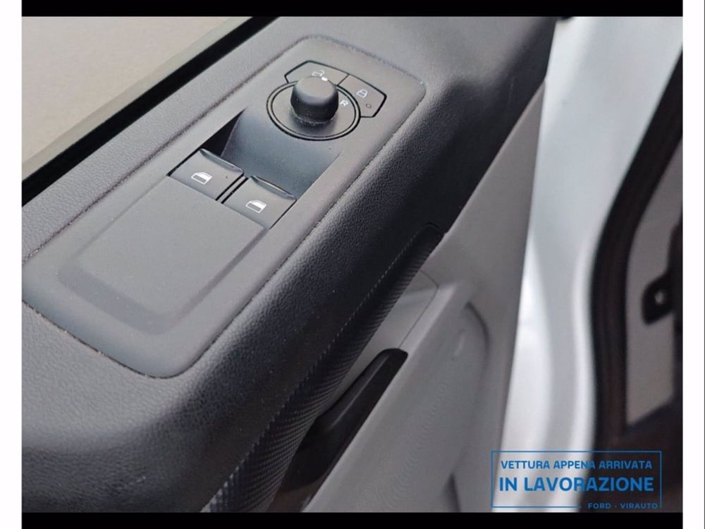 Ford Transit Custom Furgone usata a Catania (10)