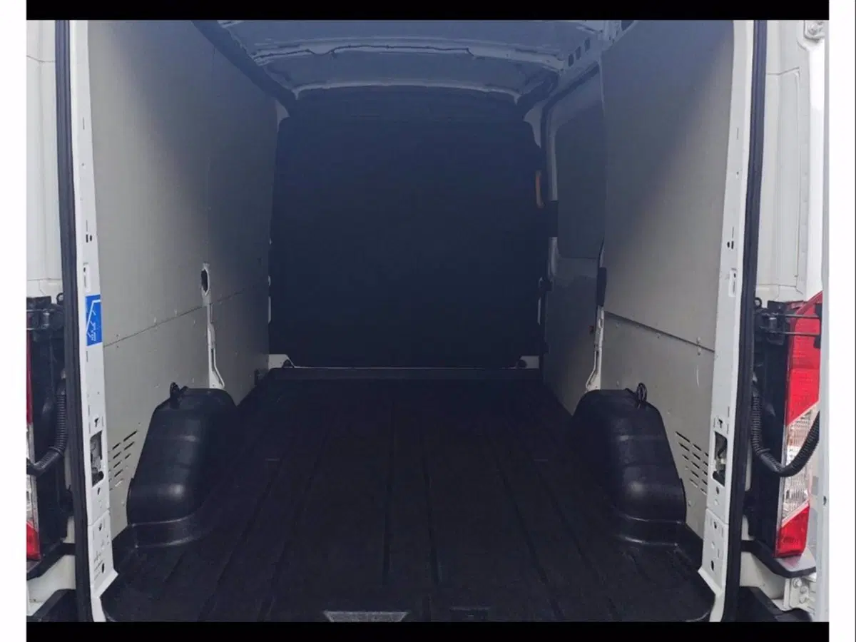 Ford Transit Furgone usata a Catania (11)