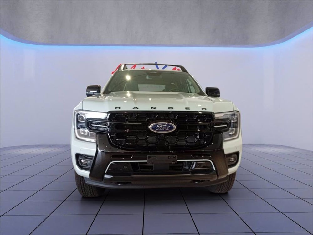 Ford Ranger Pick-up nuova a Milano (2)