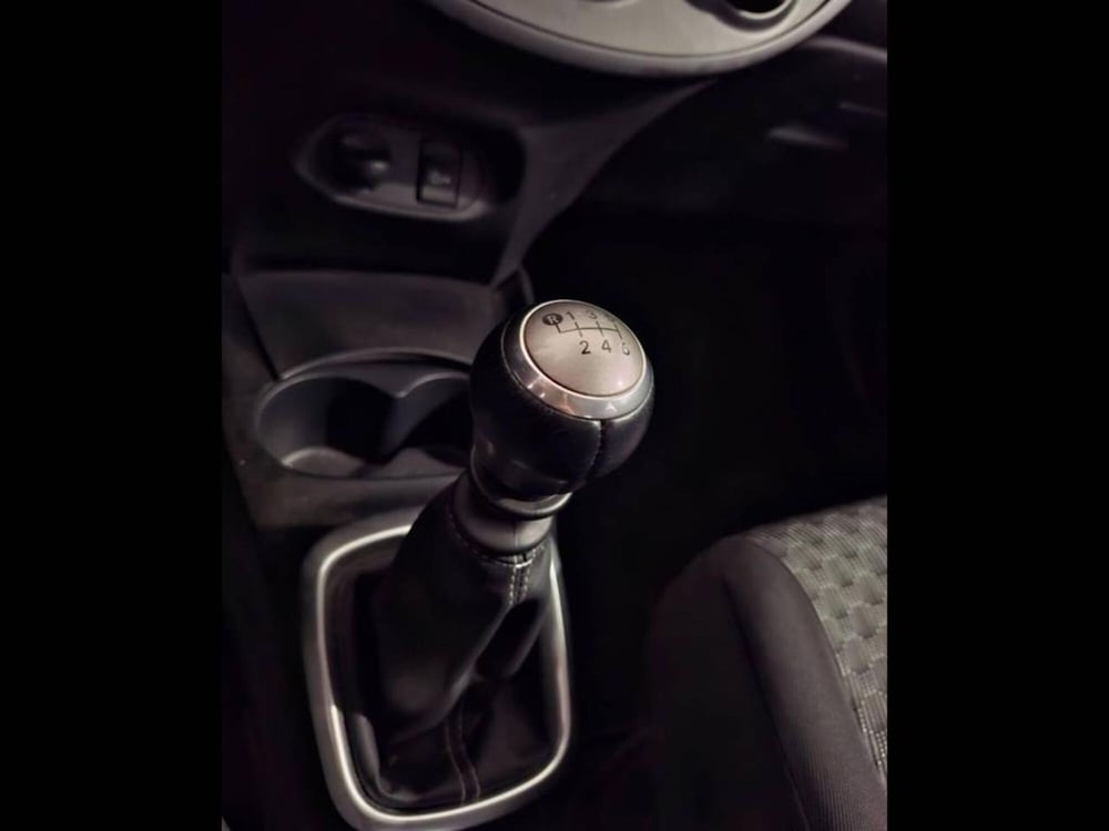 Toyota Auris usata a Torino (11)