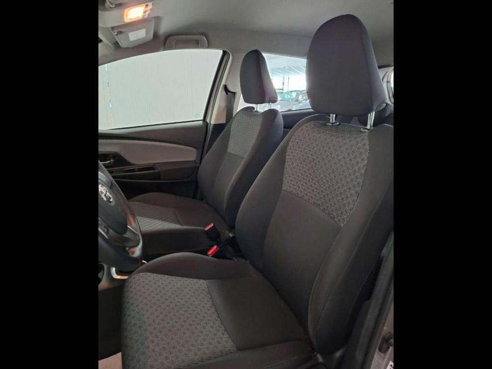 Toyota Auris usata a Torino (13)