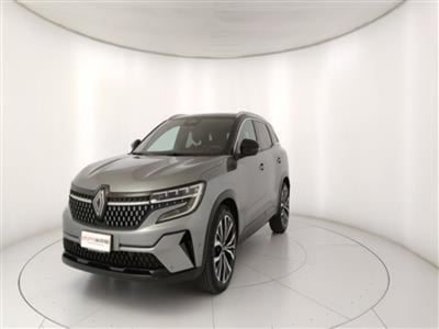 Renault Austral 1.2 full hybrid Iconic 200cv auto del 2023 usata a Bari