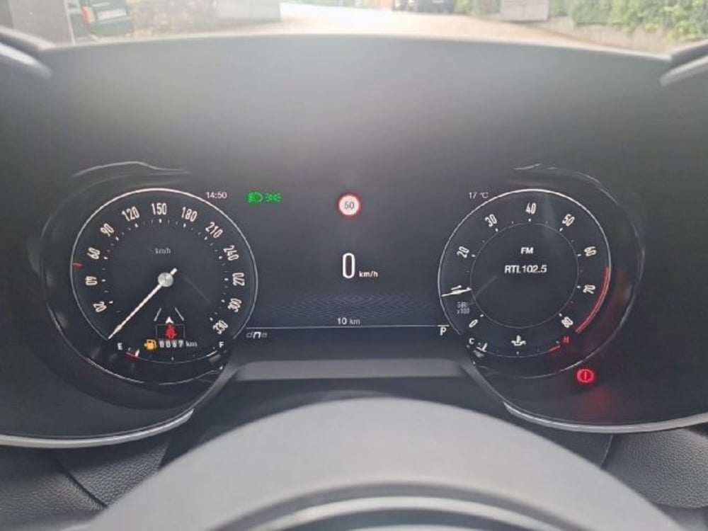 Alfa Romeo Giulia nuova a Monza e Brianza (10)