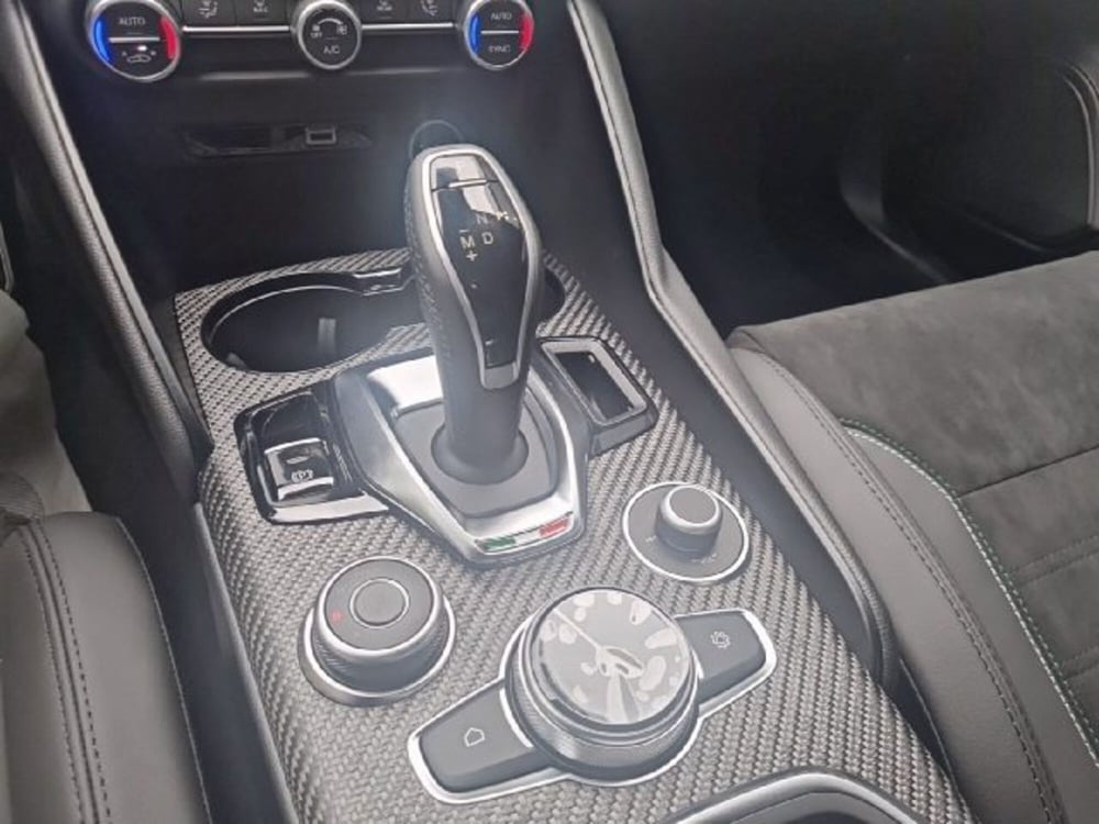 Alfa Romeo Giulia nuova a Monza e Brianza (18)