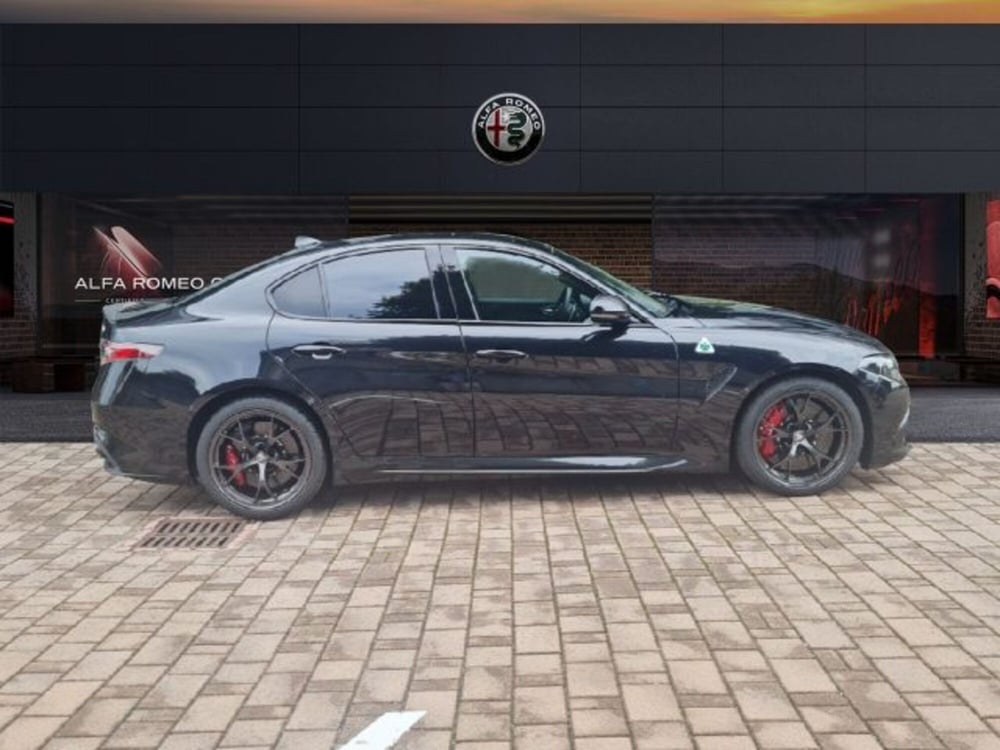 Alfa Romeo Giulia nuova a Monza e Brianza (4)