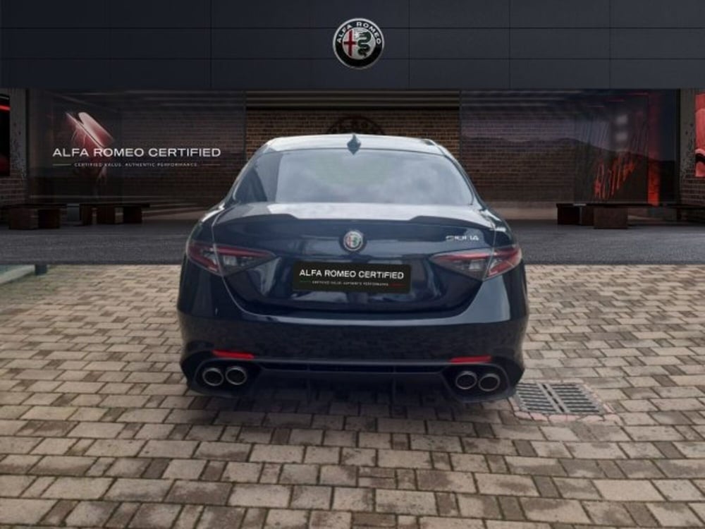 Alfa Romeo Giulia nuova a Monza e Brianza (5)