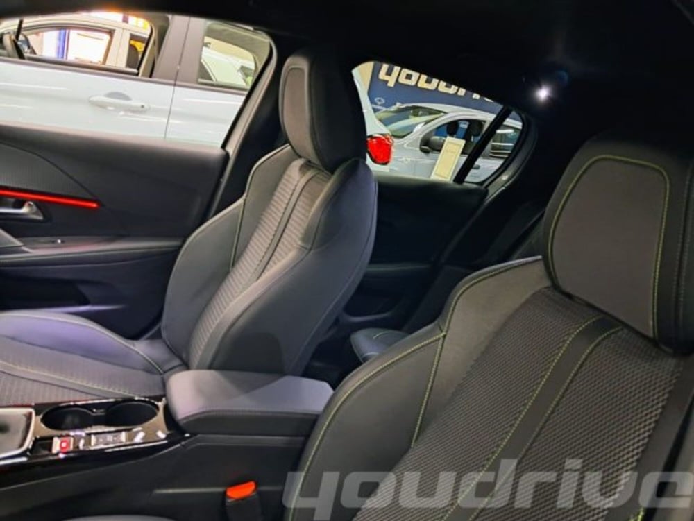 Peugeot 208 usata a Napoli (13)