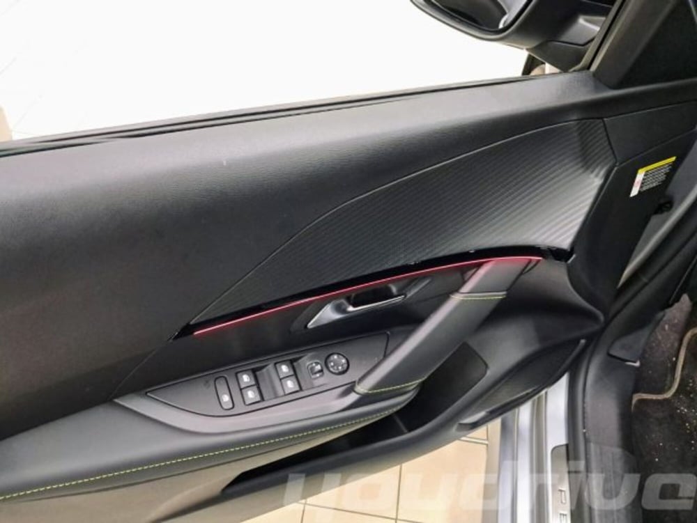 Peugeot 208 usata a Napoli (16)