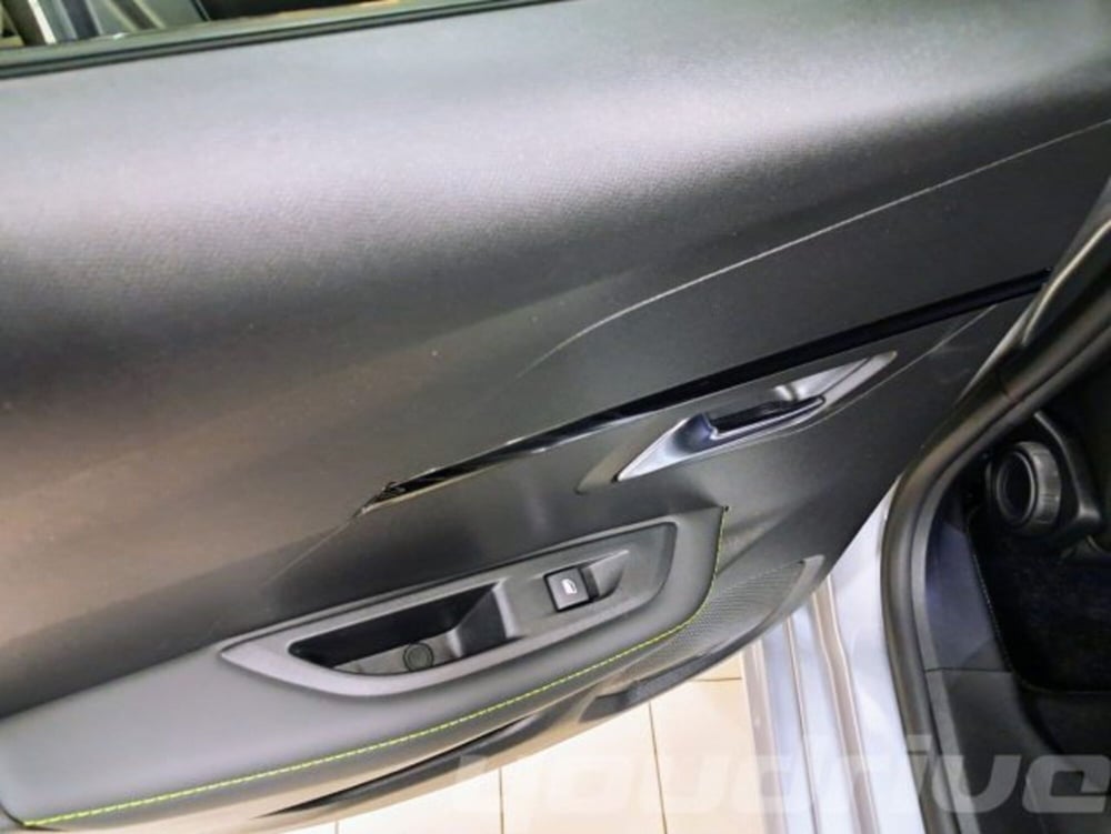 Peugeot 208 usata a Napoli (17)