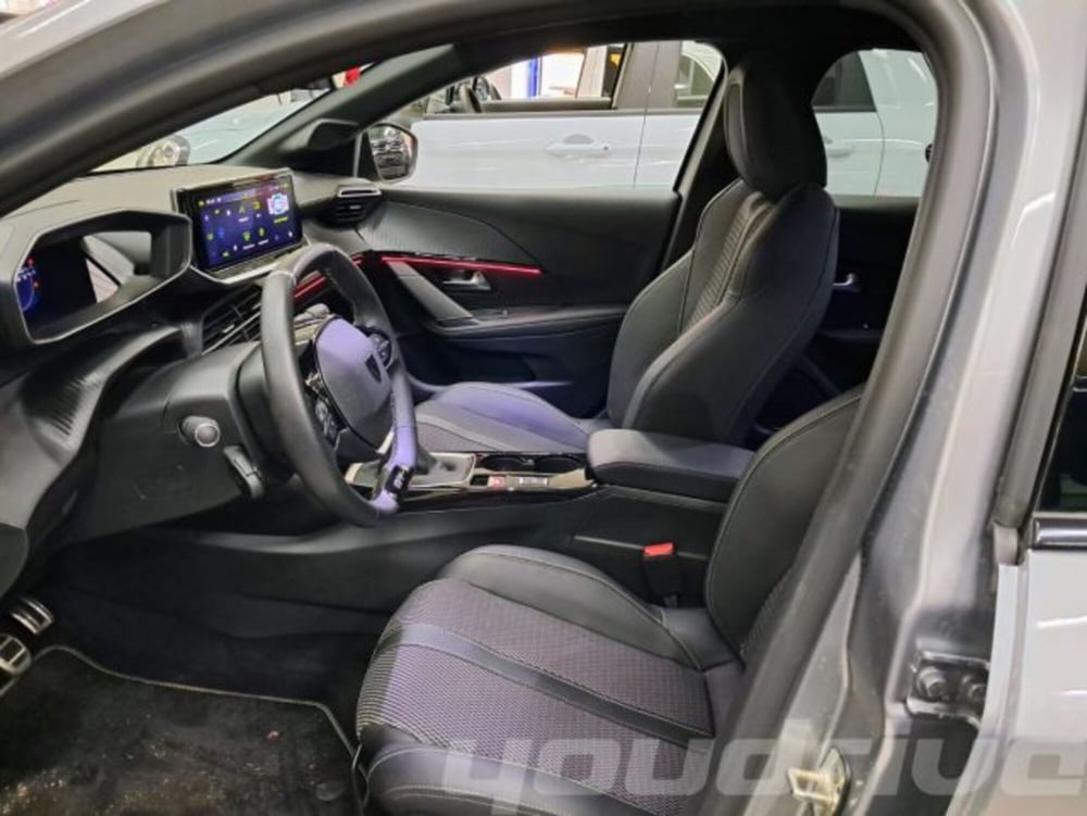 Peugeot 208 usata a Napoli (7)