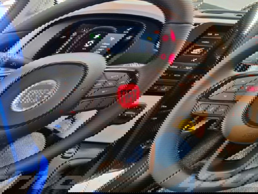 Fiat Panda nuova a Napoli (11)