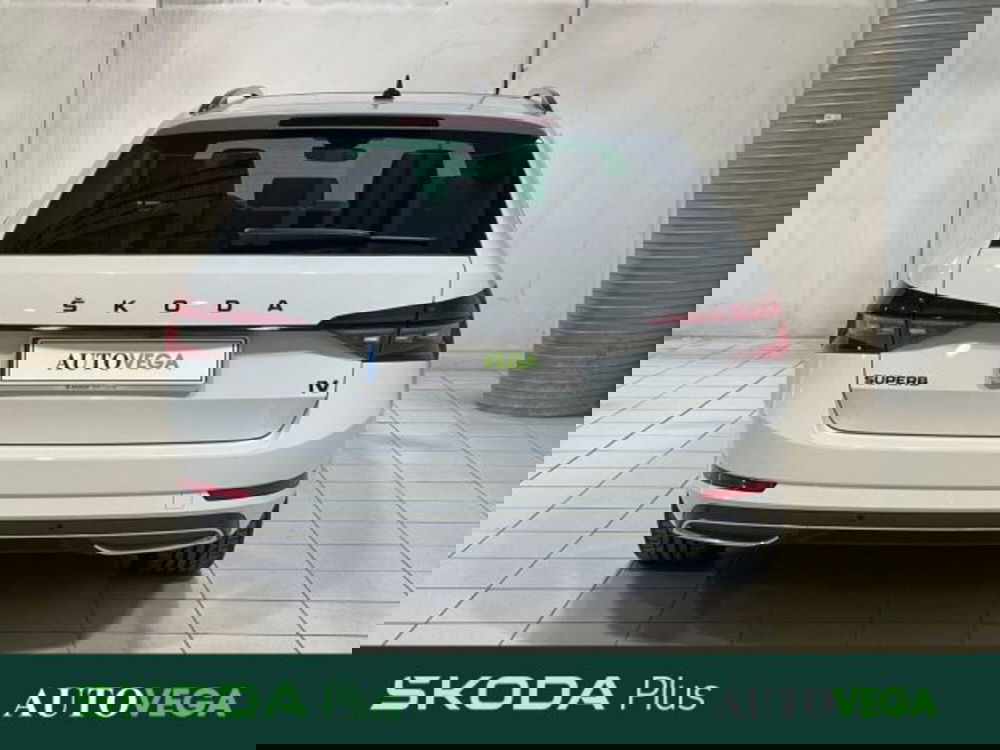 Skoda Superb Station Wagon usata a Vicenza (5)