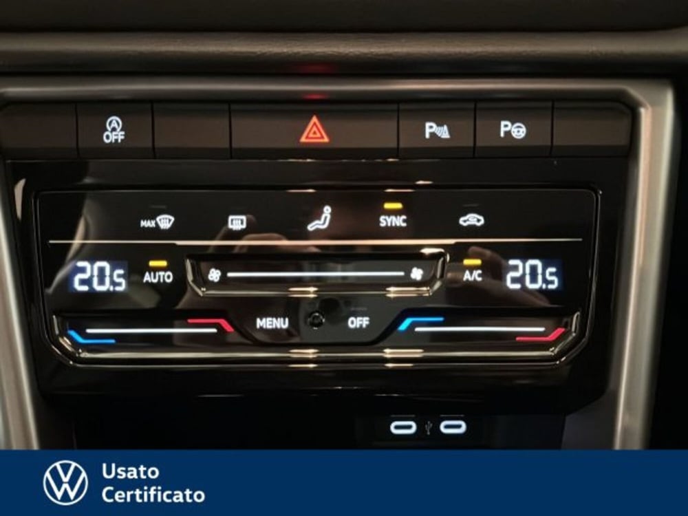 Volkswagen T-Roc nuova a Vicenza (13)