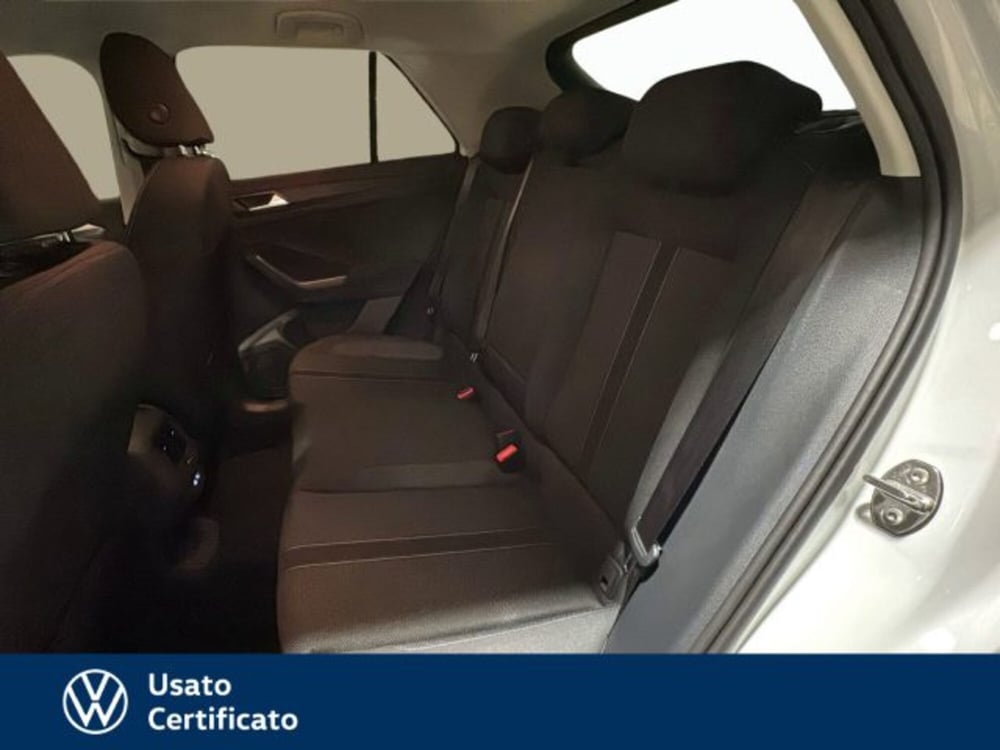 Volkswagen T-Roc nuova a Vicenza (17)