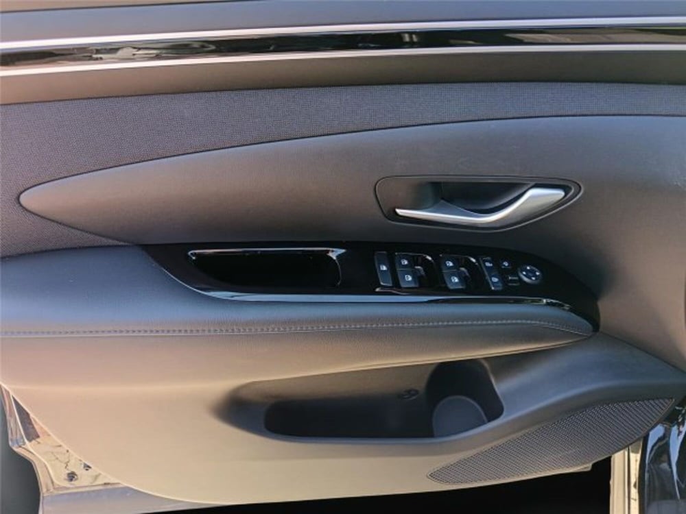 Hyundai Tucson usata a Bari (9)