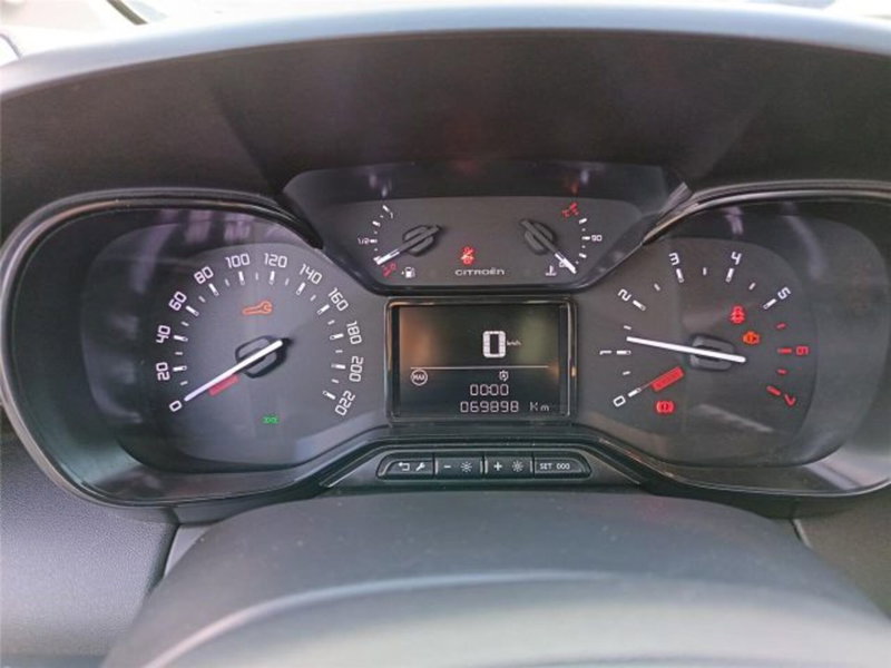 Citroen C3 Aircross usata a Bari (16)