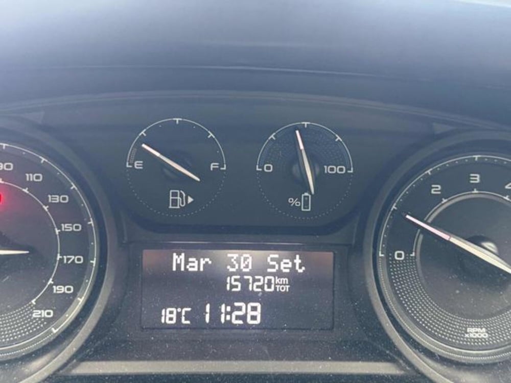 Lancia Ypsilon usata a Vercelli (11)