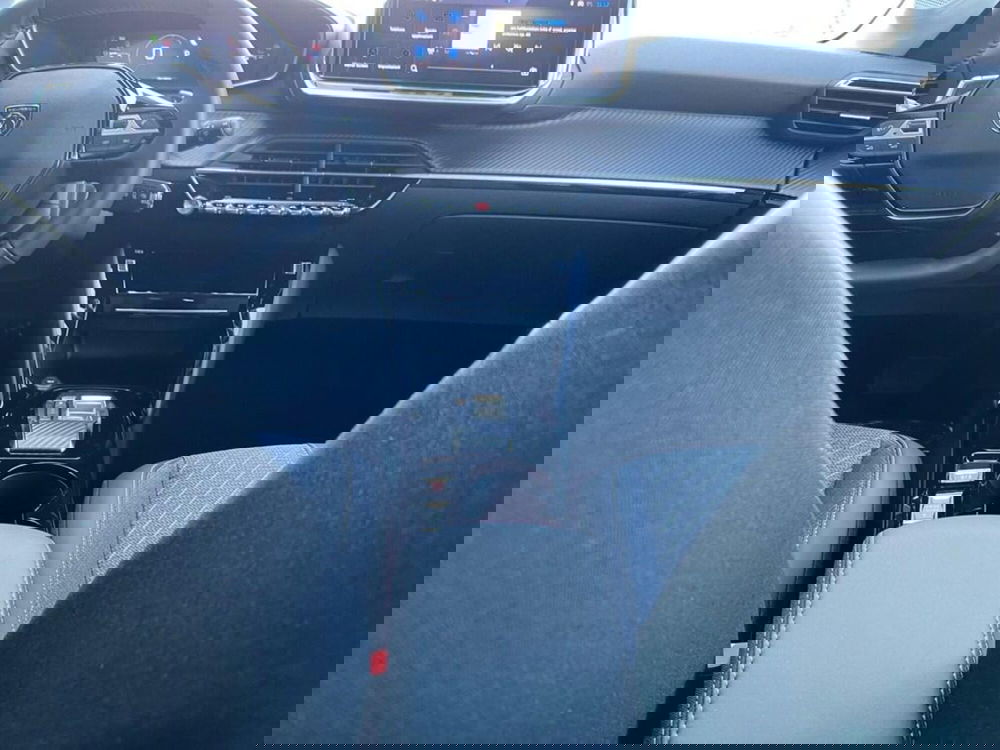 Peugeot 208 nuova a Torino (11)