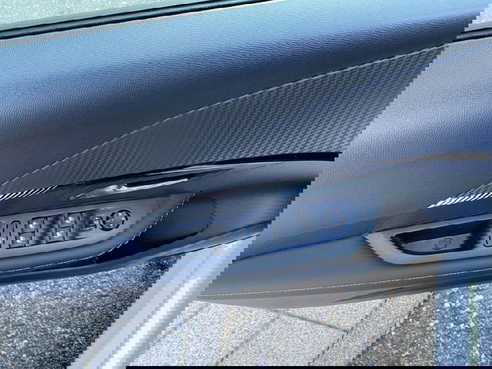 Peugeot 208 nuova a Torino (14)