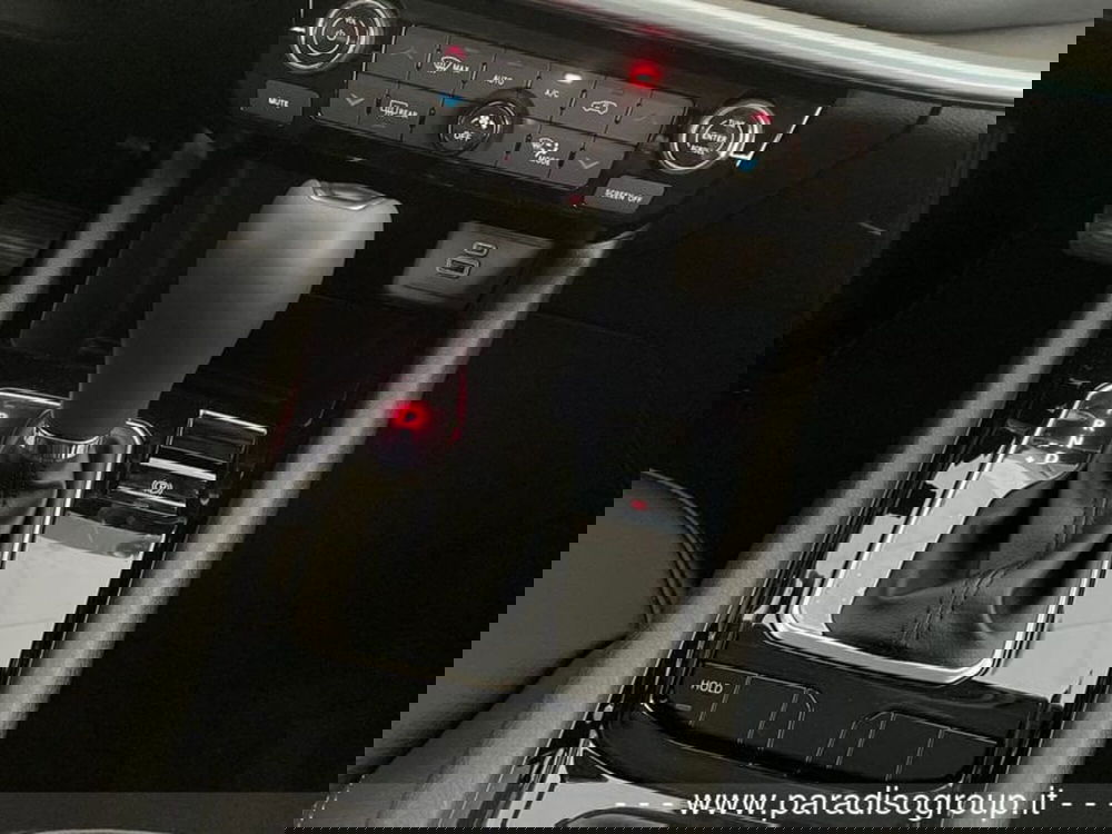 Jeep Compass nuova a Catanzaro (19)