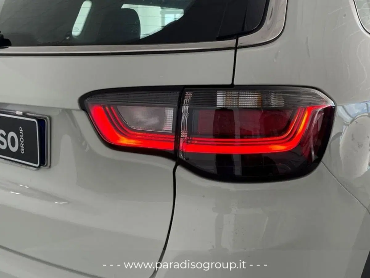 Jeep Compass nuova a Catanzaro (10)