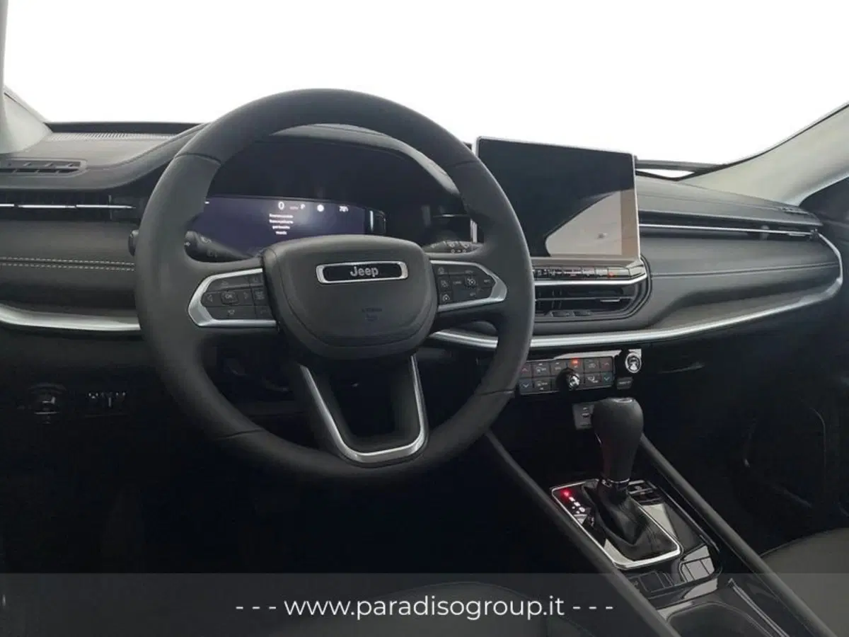 Jeep Compass nuova a Catanzaro (13)
