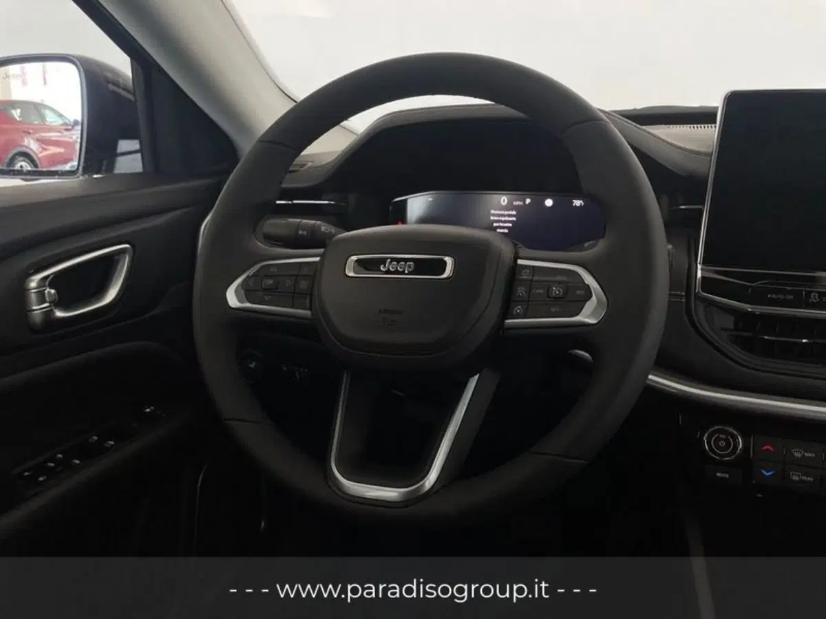 Jeep Compass nuova a Catanzaro (17)