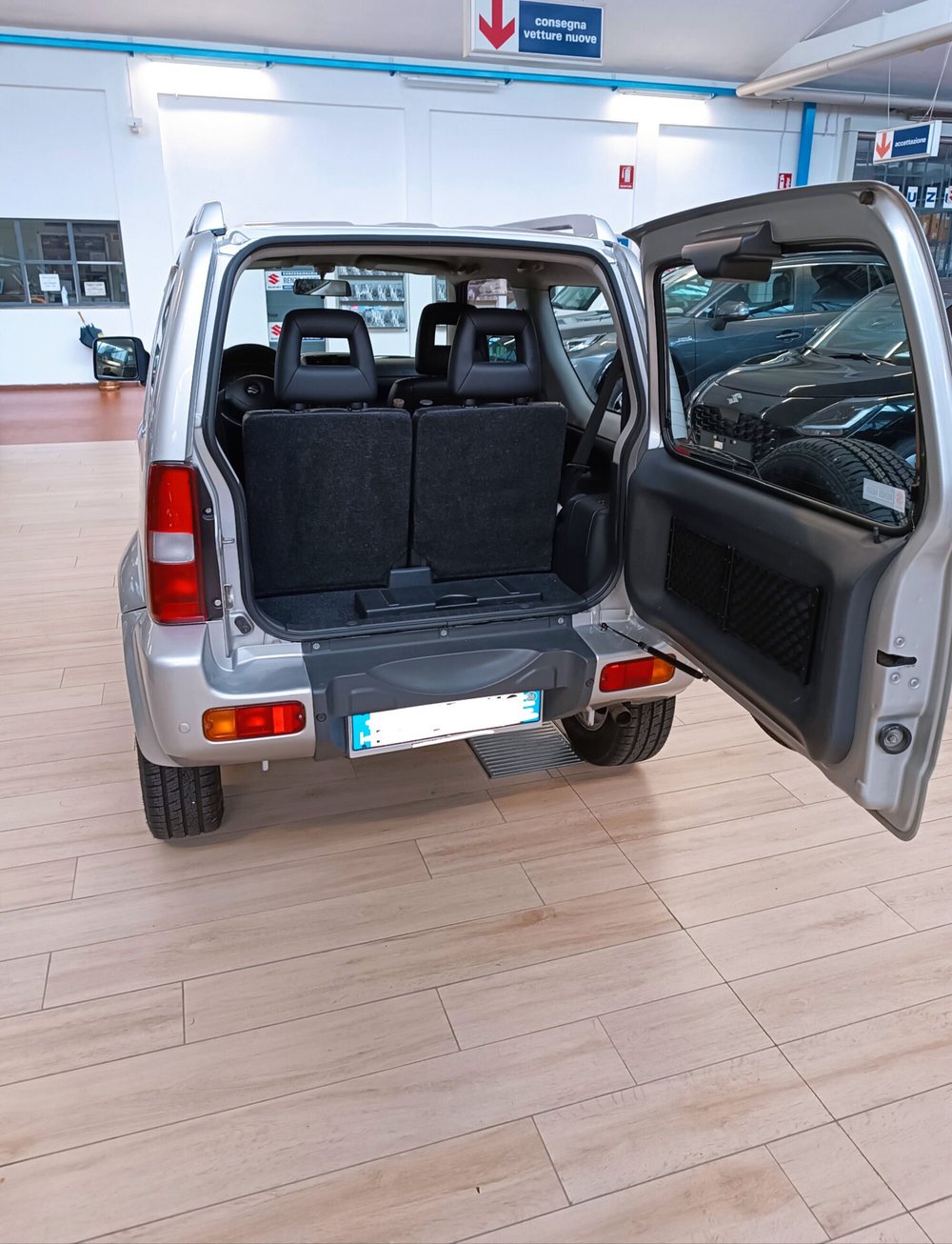 Suzuki Jimny usata a Lecco (9)