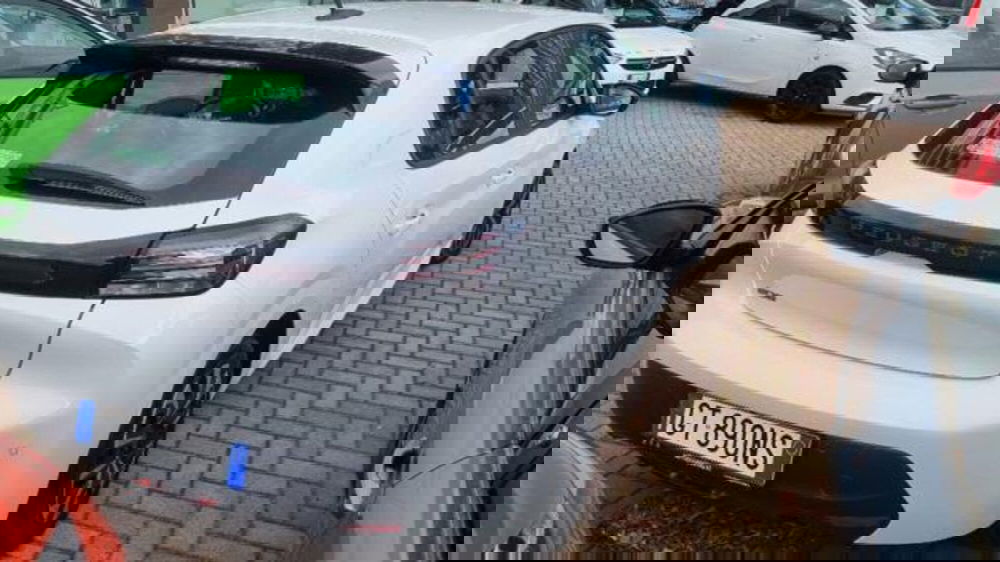 Peugeot 208 nuova a Savona (15)