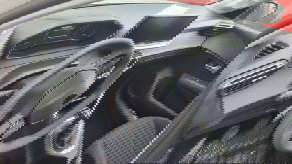 Peugeot 208 nuova a Savona (20)