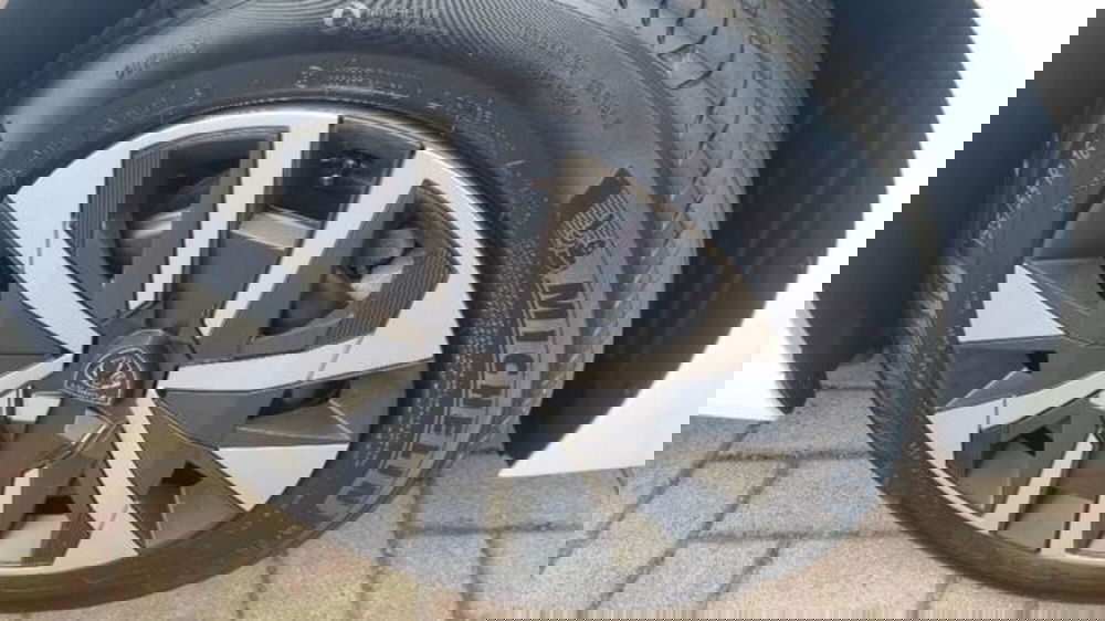 Peugeot 208 nuova a Savona (6)