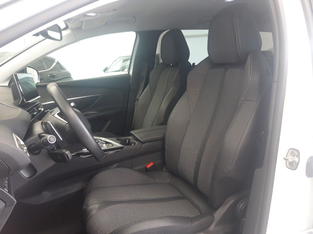Peugeot 5008 usata a Monza e Brianza (12)