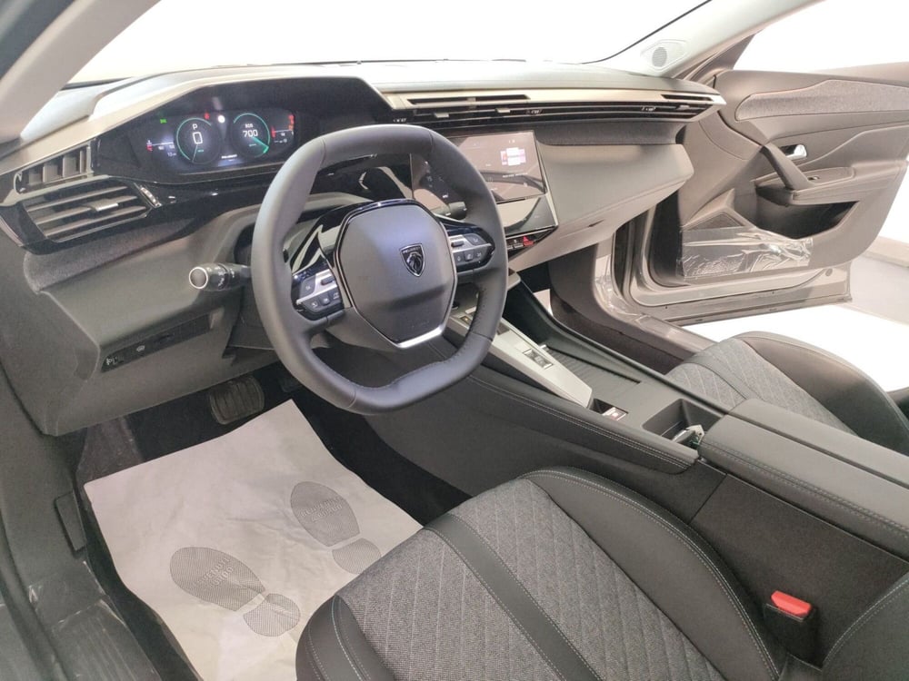 Peugeot 408 nuova a Teramo (11)