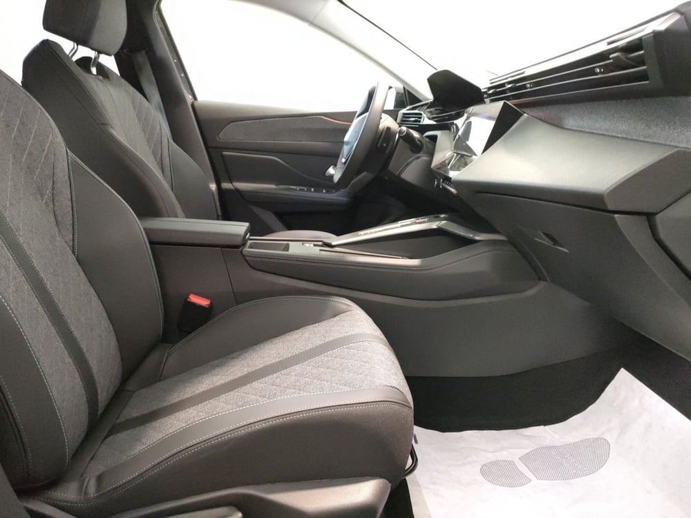 Peugeot 408 nuova a Teramo (15)