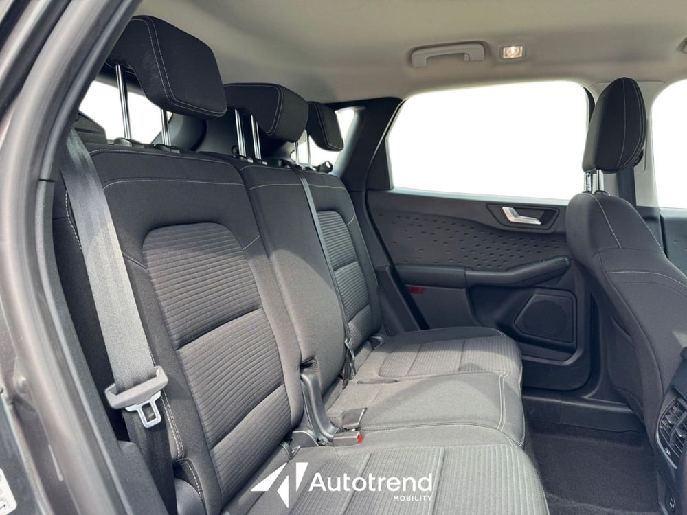 Ford Kuga usata a Bari (13)
